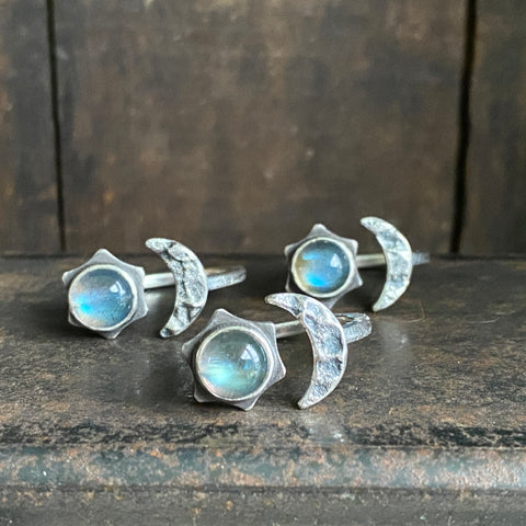 Lunar Crescent Split Ring with Labradorite