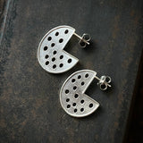 Foramina Short Oval Earrings
