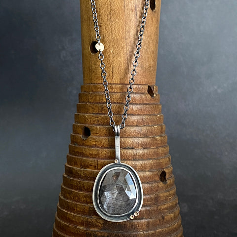 Cladonia Stem Pendant with Gray Sapphire