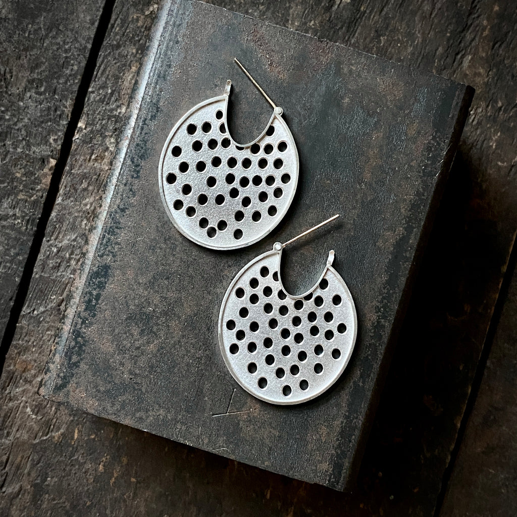 Foramina Snug Fit Oval Earrings