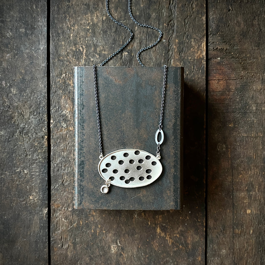 Foramina Oval Necklace with Dot Dangle