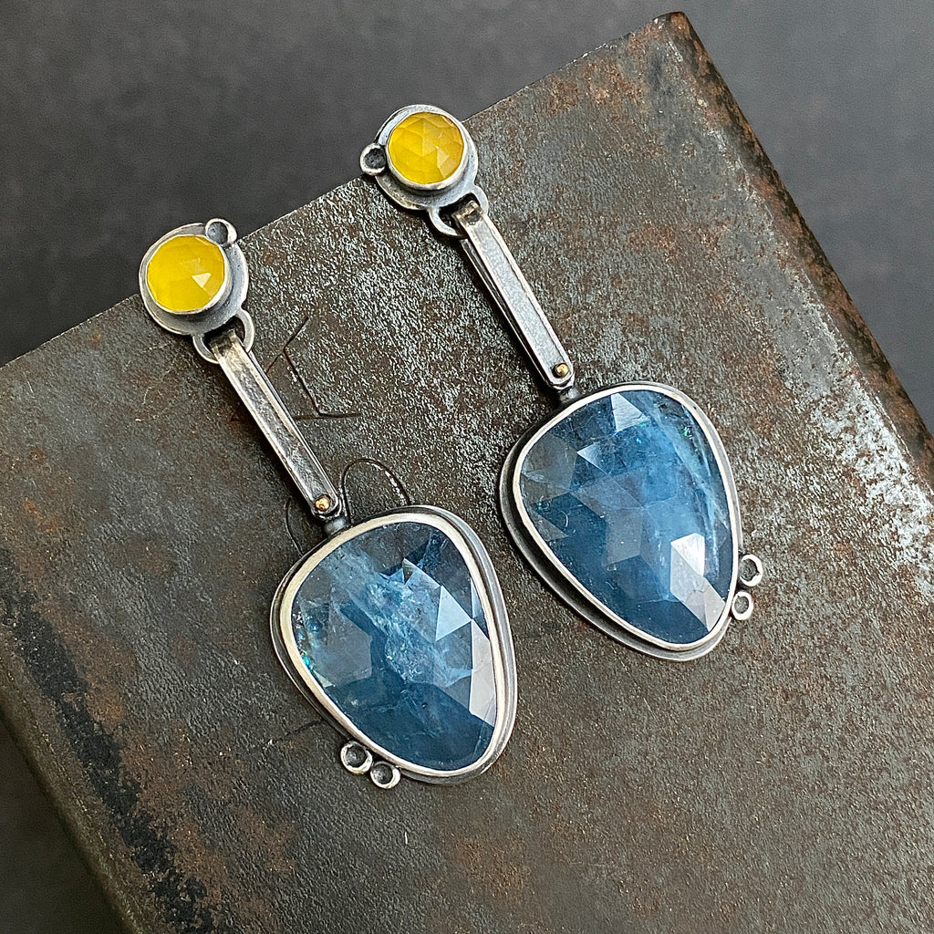 Cladonia Hinge Earrings with Aquamarine and Yellow Chalcedony