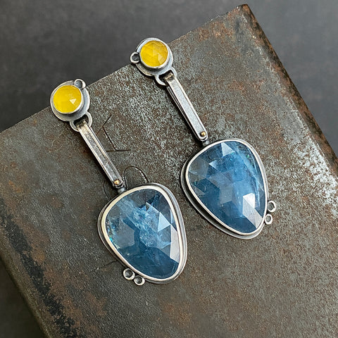 Cladonia Hinge Earrings with Aquamarine and Yellow Chalcedony