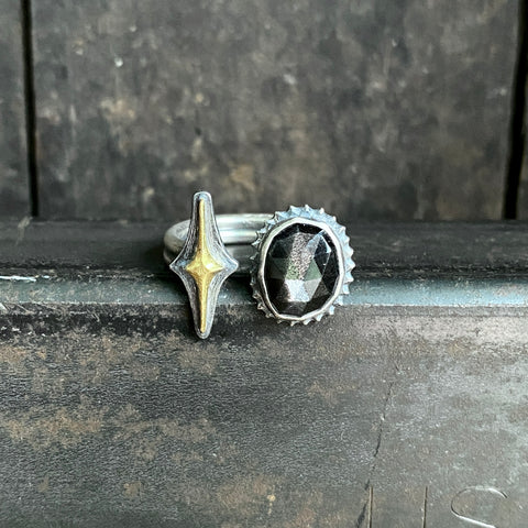 Split Ring with Gilded Star and Black Moonstone