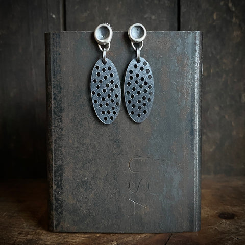 Foramina Oval and Dot Earrings